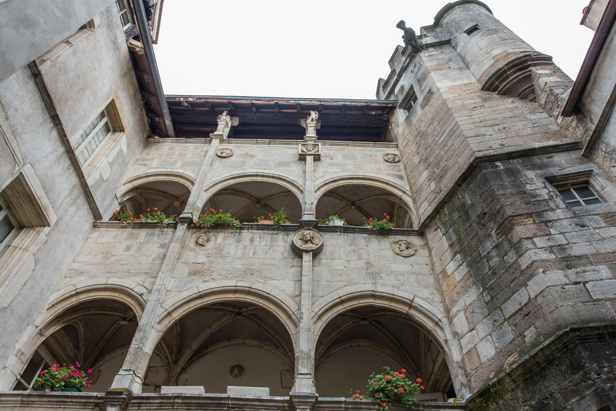Le Loft De La Rochepot Apartman Beaune  Kültér fotó